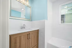 20 Mountain St, Hartford, CT 06106 - Photo 12