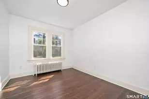 20 Mountain St, Hartford, CT 06106 - Photo 16