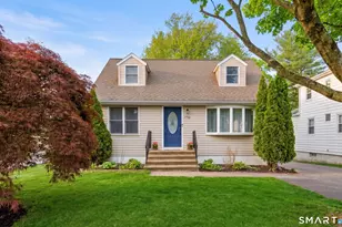 1710 Stratfield Rd, Fairfield, CT 06825 - Photo 1
