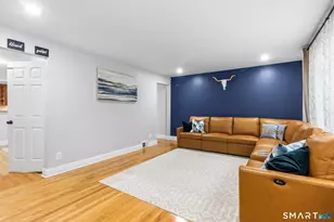 1710 Stratfield Rd, Fairfield, CT 06825 - Photo 6