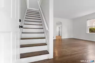 110 Harper Ave, New Haven, CT 06515 - Photo 2