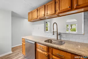 110 Harper Ave, New Haven, CT 06515 - Photo 6