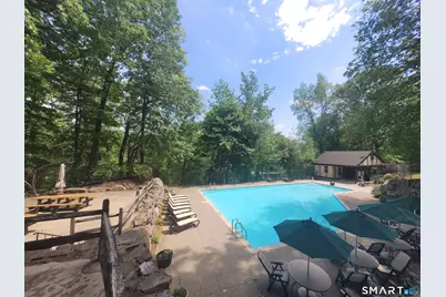 5 Essex Court, Brookfield, CT 06804 - Photo 18