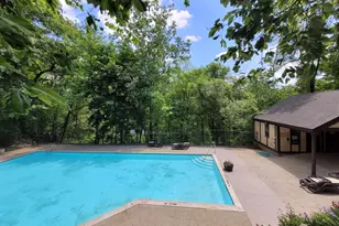 5 Essex Ct, Brookfield, CT 06804 - Photo 20