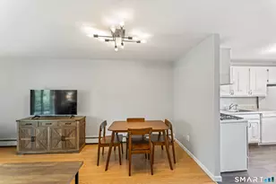 255 Williamstown Ct, Newington, CT 06111 - Photo 4
