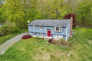 21 Pierce Ln, Madison, CT 06443 - Photo 1