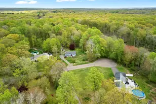 21 Pierce Ln, Madison, CT 06443 - Photo 2