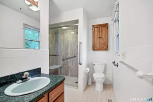 240 Cedarhurst Ln, Milford, CT 06461 - Photo 16