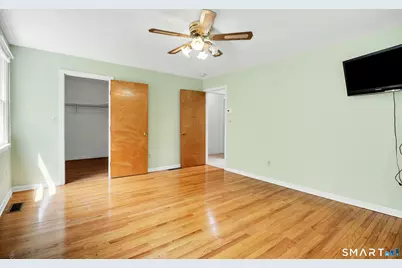 240 Cedarhurst Lane, Milford, CT 06461 - Photo 14