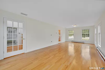 6 Fennwood Drive, Cromwell, CT 06416 - Photo 8