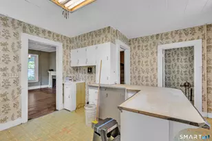 418 Maple Hill Ave, Newington, CT 06111 - Photo 16