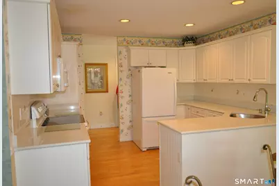 9 Centerbrook Court #9, Avon, CT 06001 - Photo 8