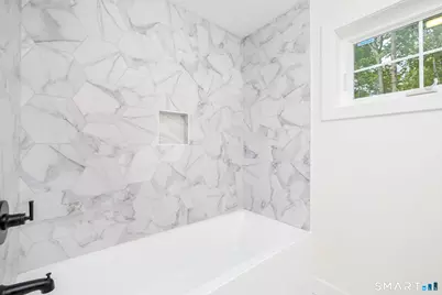 Peggy Lane, Farmington, CT 06032 - Photo 22