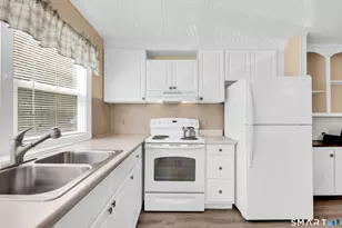 20 Hillpond Dr, Mansfield, CT 06268 - Photo 6