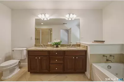 12 Schoolhouse Drive #12, West Hartford, CT 06110 - Photo 16