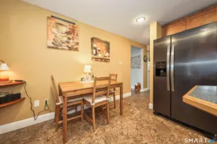 214 N Hoadley St, Naugatuck, CT 06770 - Photo 14