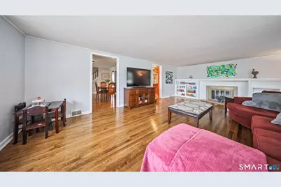 214 North Hoadley Street, Naugatuck, CT 06770 - Photo 4