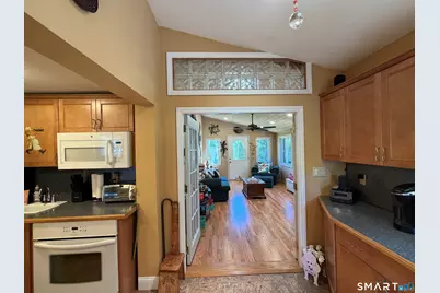 214 North Hoadley Street, Naugatuck, CT 06770 - Photo 14