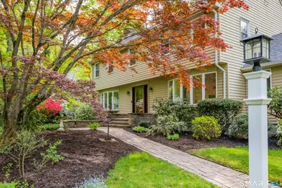 26 Buckboard Lane, Avon, CT 06001 - Photo 2