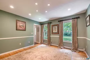 17 Sweet Meadow Rd, Newtown, CT 06470 - Photo 10