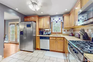 126 Cartpath Dr, Meriden, CT 06450 - Photo 24