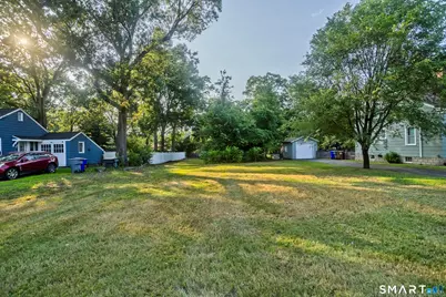 10-1/2 South Road, Enfield, CT 06082 - Photo 4