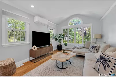 7 Winchester Road, East Lyme, CT 06333 - Photo 12