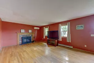 152 Middle St, Middletown, CT 06457 - Photo 4