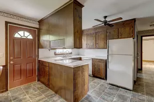 152 Middle St, Middletown, CT 06457 - Photo 8