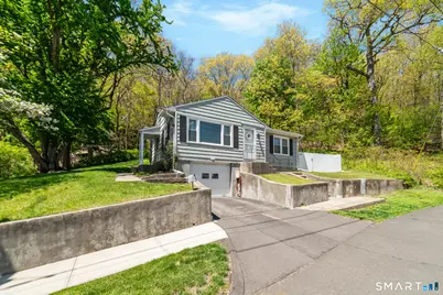 18 Shelton Street, Seymour, CT 06483 - Photo 2
