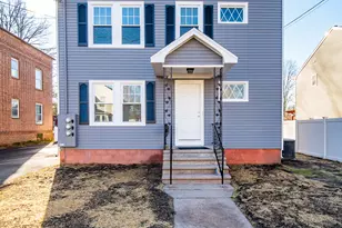 51 Wallace Row, Wallingford, CT 06492 - Photo 2