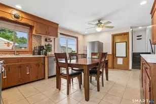 8 Norwell St, West Haven, CT 06516 - Photo 8