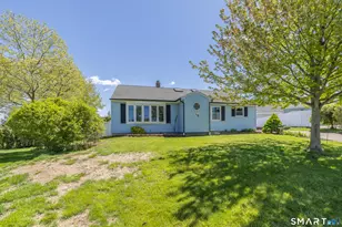 14 Catherine Ct, Milford, CT 06460 - Photo 2
