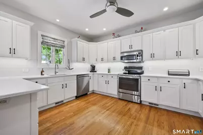 32 Juhasz Road, Norwalk, CT 06854 - Photo 6