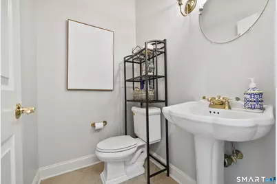 32 Juhasz Road, Norwalk, CT 06854 - Photo 12
