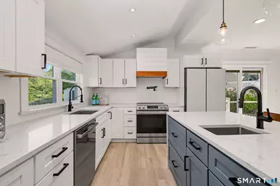 101 Hirsch Road, Stamford, CT 06905 - Photo 14