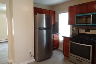 92 Smith St, Derby, CT 06418 - Photo 8