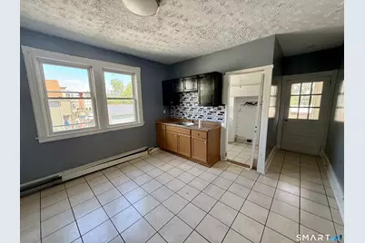 41-43 Kibbe Street, Hartford, CT 06106 - Photo 16