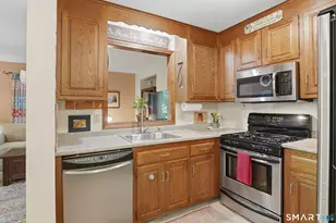 1159 Highland Ave, Waterbury, CT 06708 - Photo 14