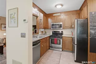 1159 Highland Ave, Waterbury, CT 06708 - Photo 16