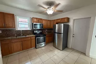 128 Bartholomew Ave, Hartford, CT 06106 - Photo 1