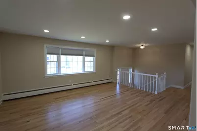 32 Lexington Circle, Newington, CT 06111 - Photo 4