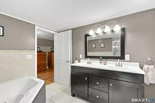 46 Henderson Dr, Avon, CT 06001 - Photo 22