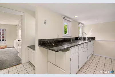 24 Saint Johns Place #4, New Canaan, CT 06840 - Photo 12