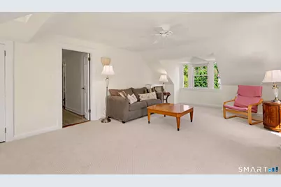 24 Saint Johns Place #4, New Canaan, CT 06840 - Photo 6