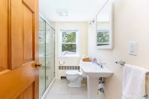49 Wakeley Rd, Newington, CT 06111 - Photo 20