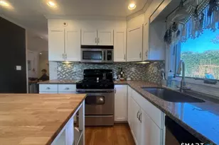 40 Austin Rd, Milford, CT 06460 - Photo 16