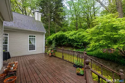 8 Whitward Place, Windsor, CT 06095 - Photo 30