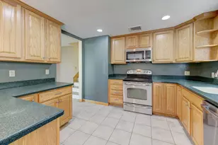 3 Russell Dr, Tolland, CT 06084 - Photo 10