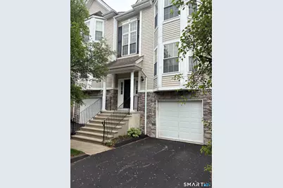 805 Sienna Drive #805, Danbury, CT 06810 - Photo 2